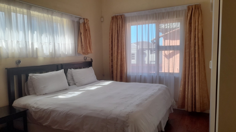 7 Bedroom Property for Sale in Quigney Eastern Cape